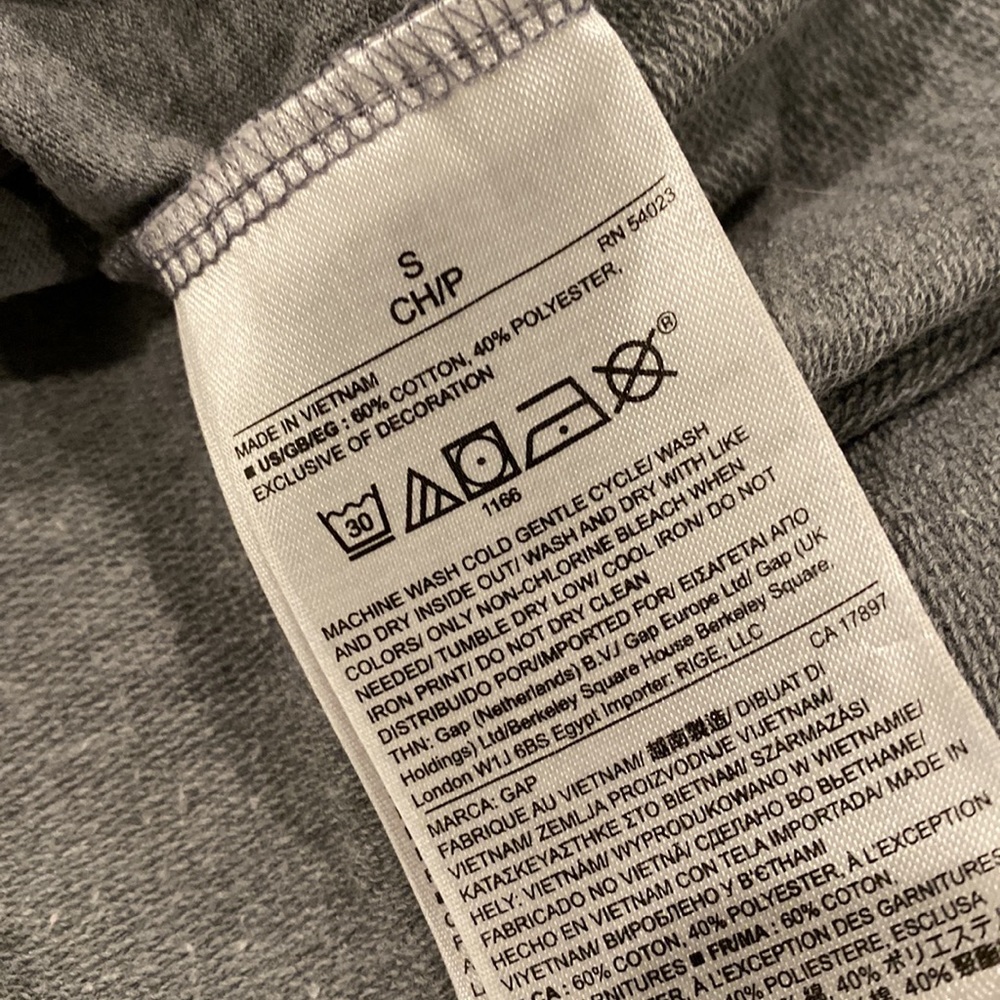 Gap Pullover Sweatshirt - image 7